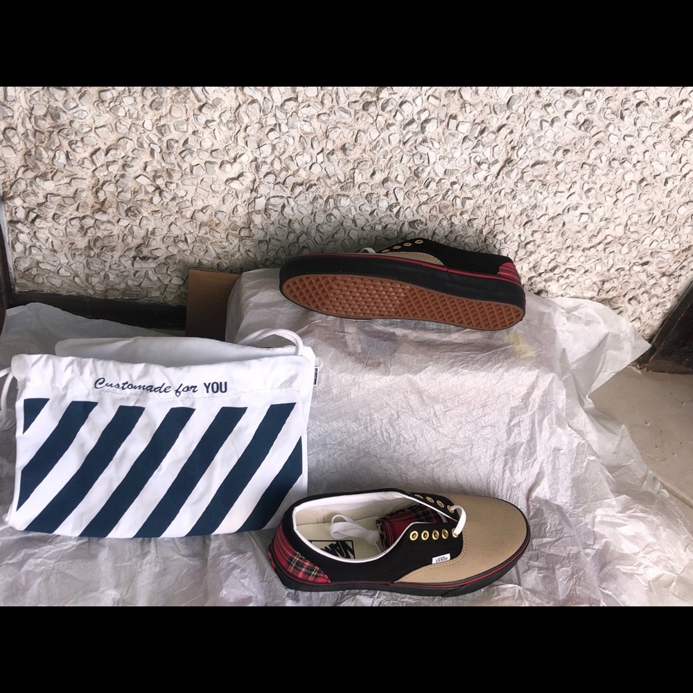 Vans - Picture 8 of 8